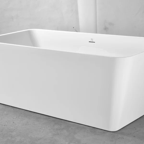 Glossy White Acrylic Bathtub 67″ <br> Item no. 322