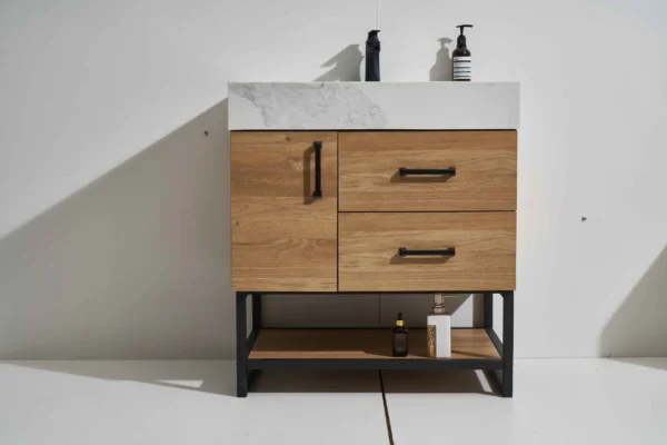 Freeze 30" Freestanding Vanity with Melamine Oak and Calacatte White Counter top with Single Sink